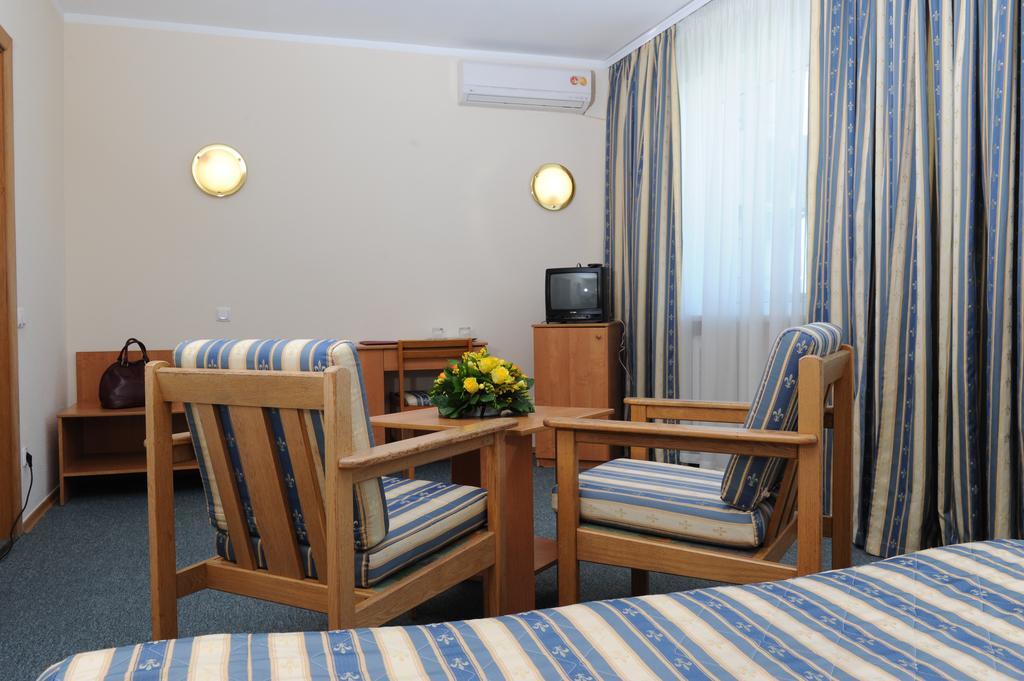 Slavutych Hostel كييف الغرفة الصورة